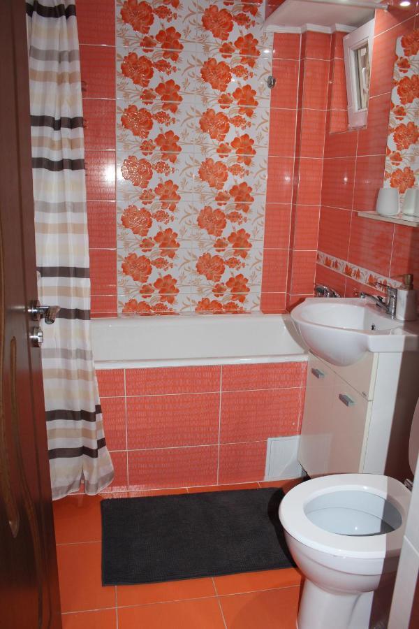 Central Cosy Apart Oradea Lejlighed Eksteriør billede