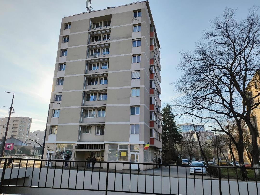 Central Cosy Apart Oradea Lejlighed Eksteriør billede